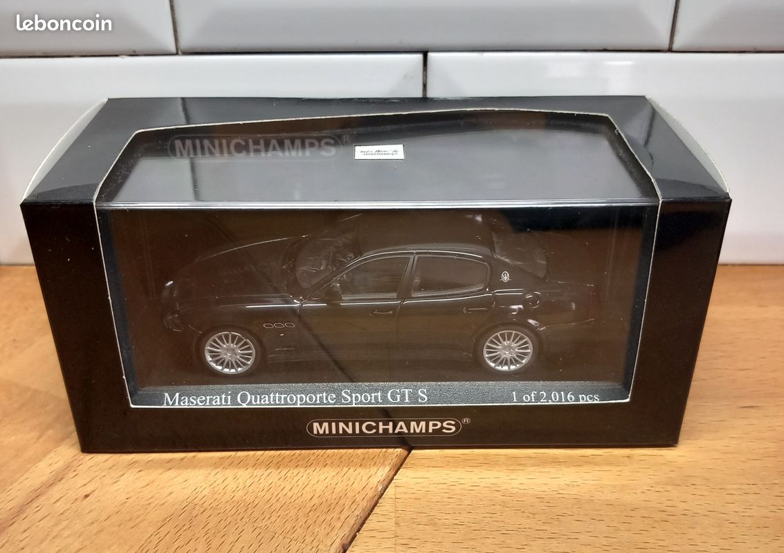 Miniature MINICHAMPS Maserati Quattroporte 5 S – 1/43, Bleu, Métal, 2009