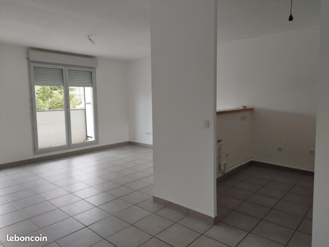 Appartement 3 pièces 57 m² · à Feyzin · 57 m² · 749 €/mois