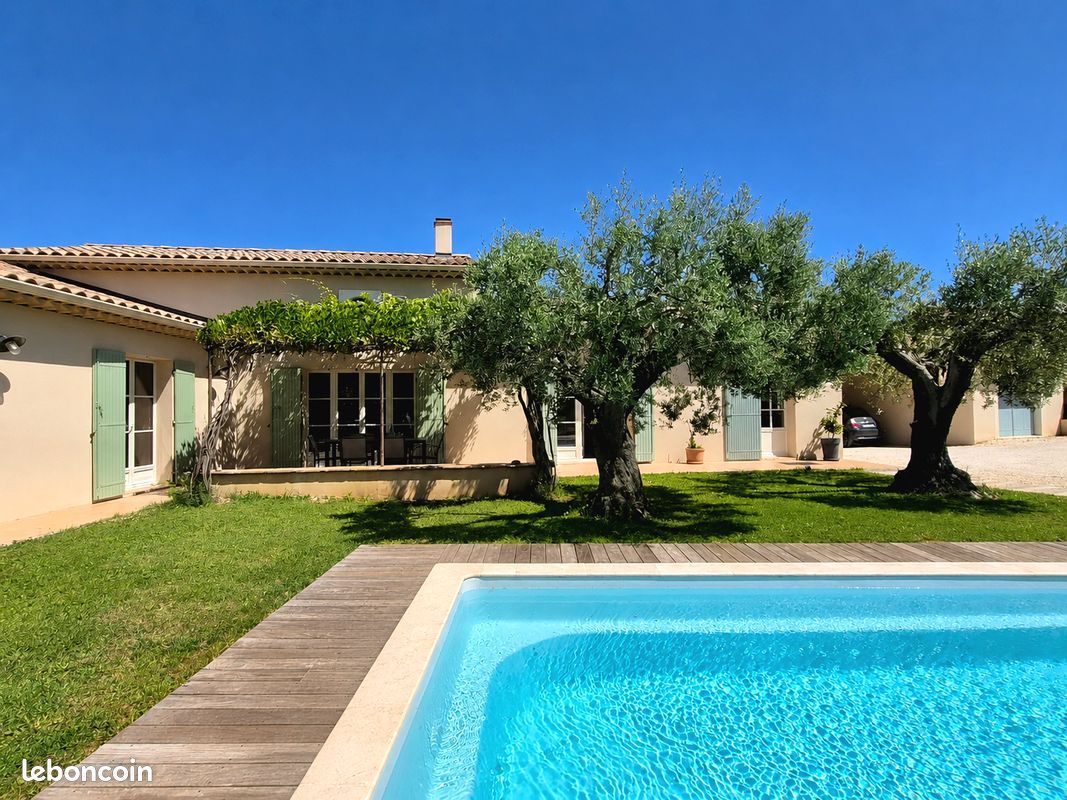 Maison 6 pièces 197 m² · à Saint-Alexandre · 197 m² · 560 000 €