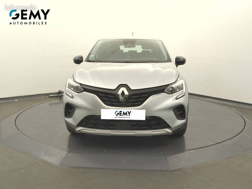 RENAULT Captur E-Tech 145 - 21 Business (image 2)
