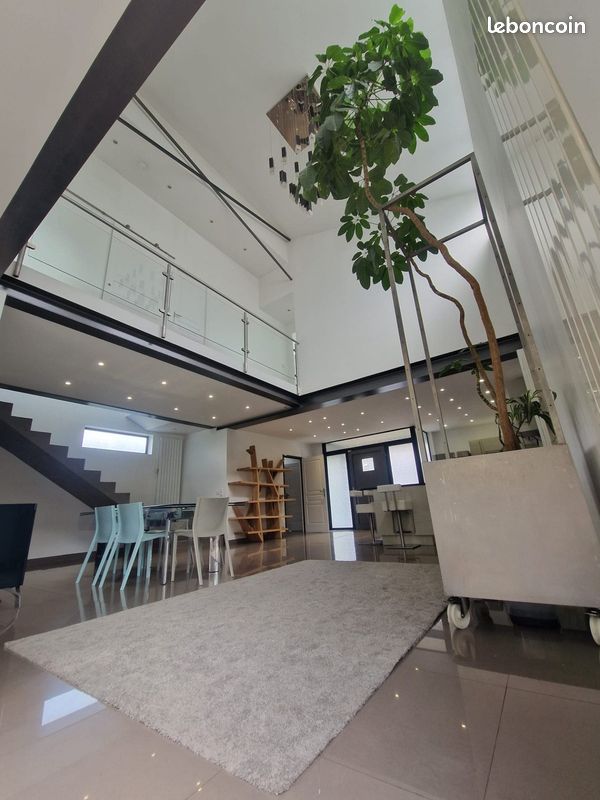 Maison a louer houilles - 6 pièce(s) - 185 m2 - Surfyn