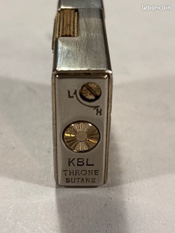 Briquet ancien KBL vintage à collectionner, état d'usage, objet rétro