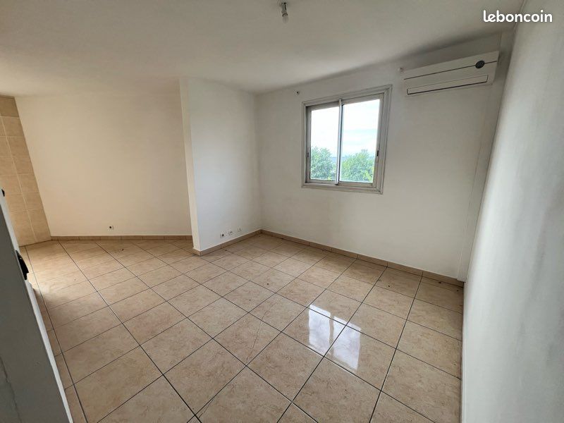 Appartement 1 pièce 30 m² · à Saint-Denis · 30 m² · 590 €