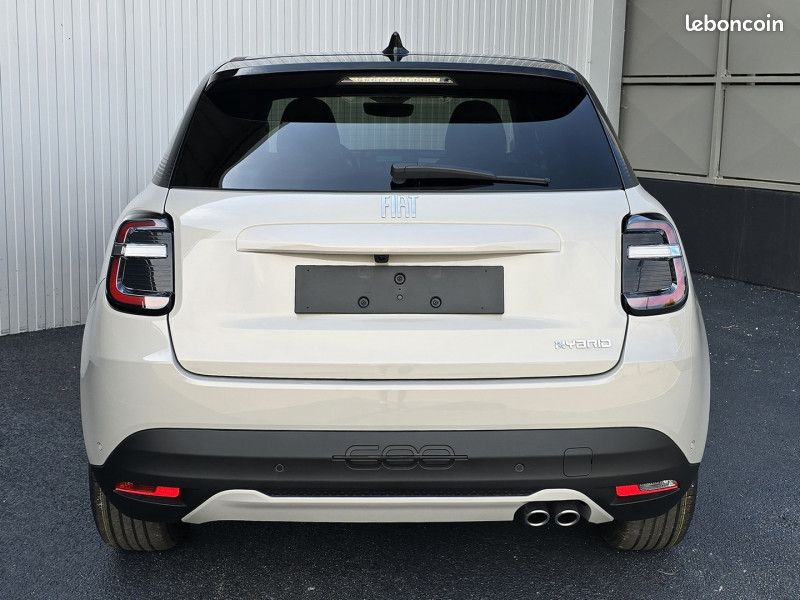 Fiat 600 HYBRID 145CH LA PRIMA EDCT6 (image 31)