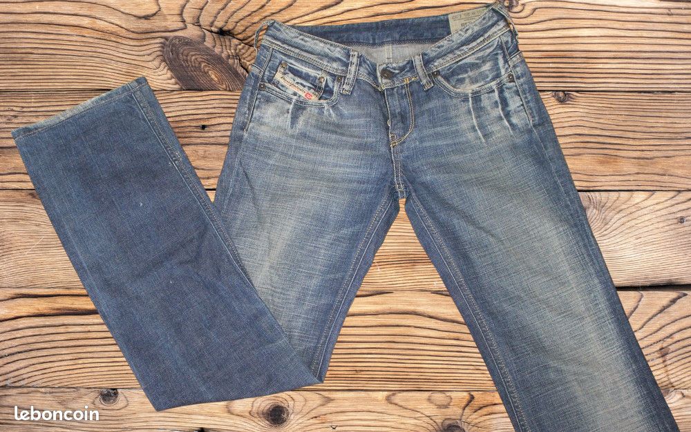 Jeans Diesel Pour Femme Slim Taille 34 - Bleu, Neuf Avec Étiquettes