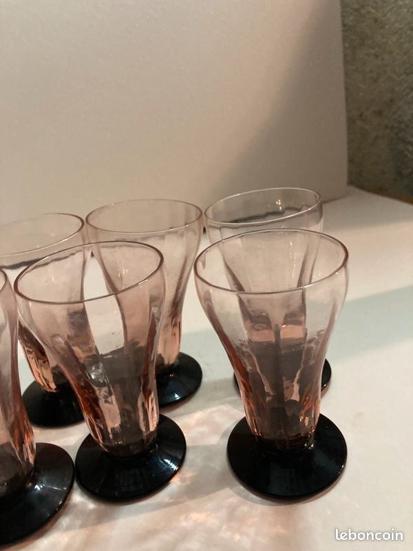 6 verres digestif rose, pied noir (image 5)