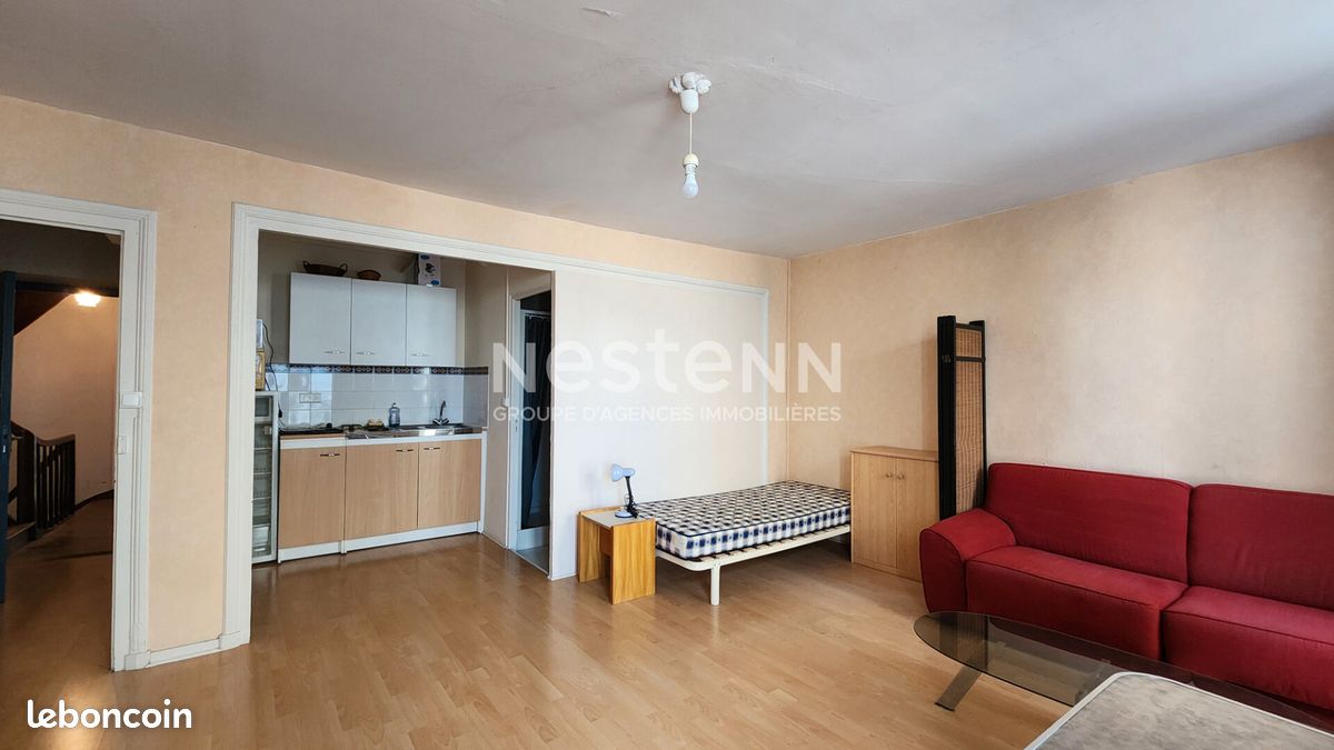 Immeuble 4 pièces 134 m² · à Fontenay-le-Comte · 134 m² · 102 000 €
