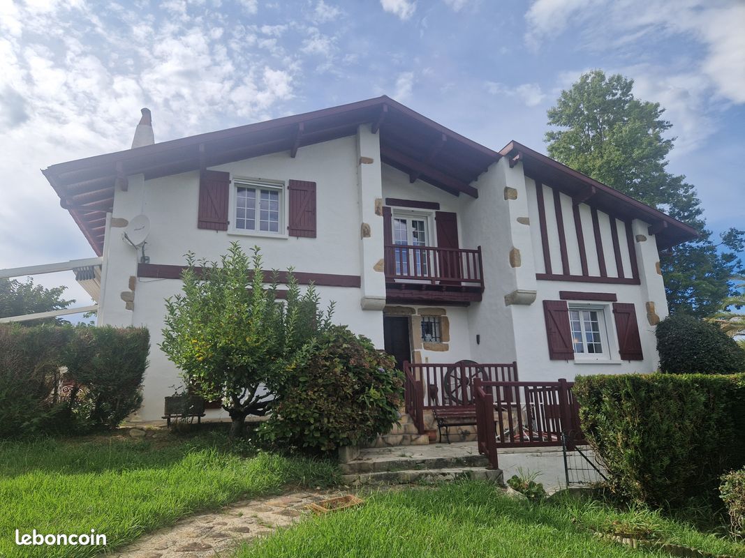Maison 8 pièces 166 m² · à Ascain · 166 m² · 945 000 €