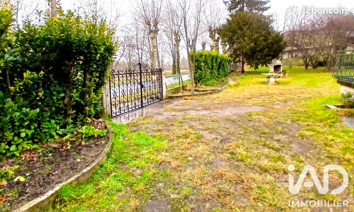 Maison 6 pièces 101 m² · à Chalabre · 101 m² · 180 000 €