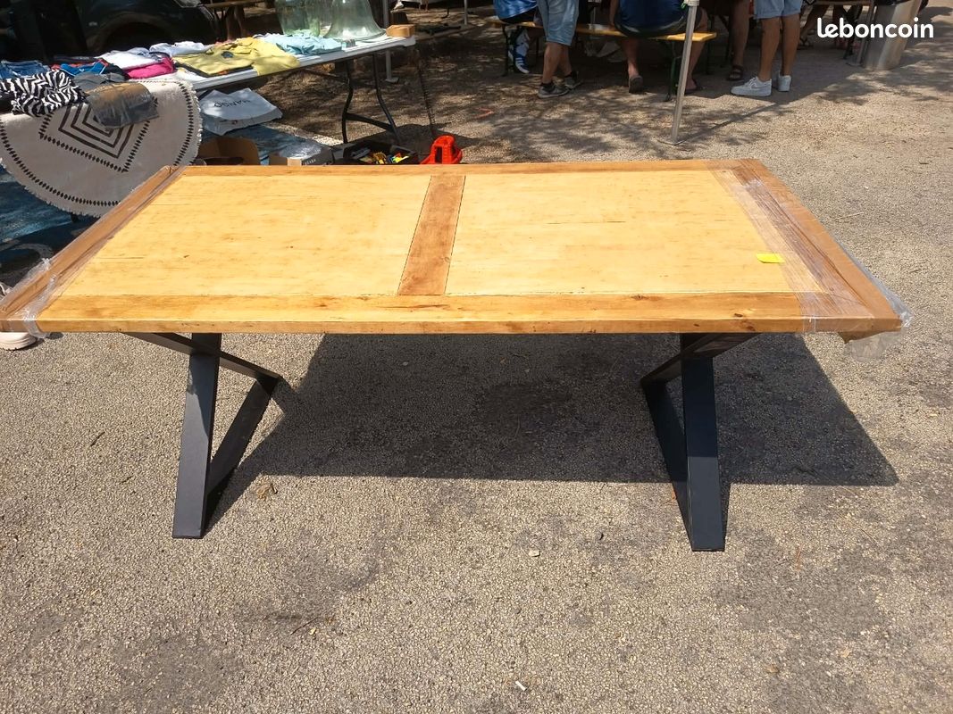 Table (image 1)