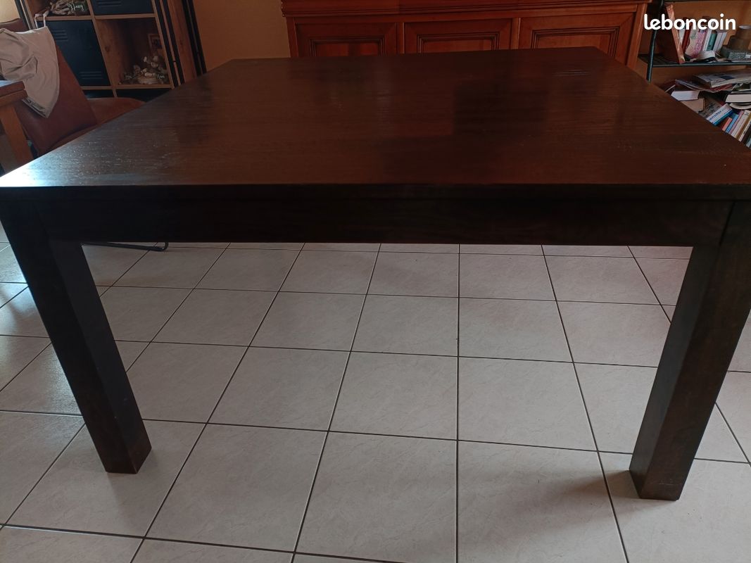 Vends table carrée sans rallongemanguier (image 3)