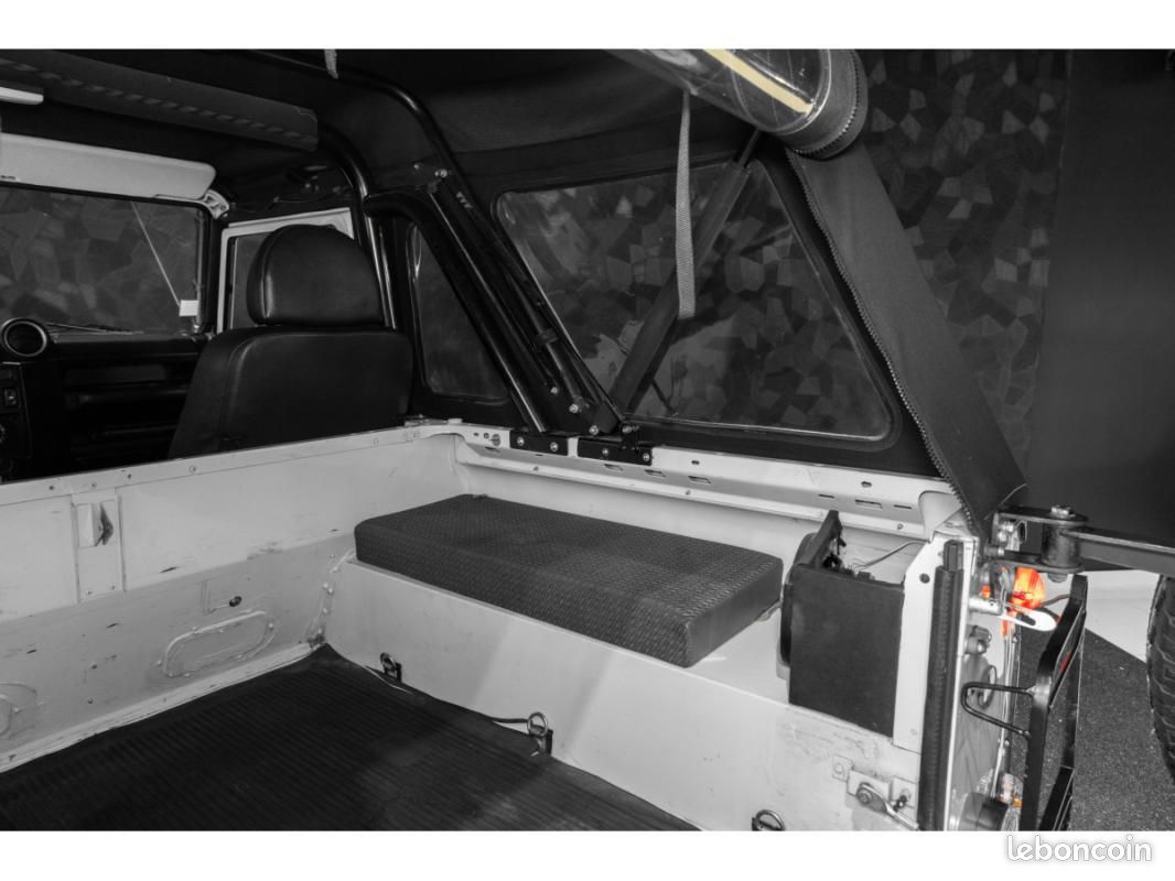 Land Rover Defender CABRIOLET (image 12)