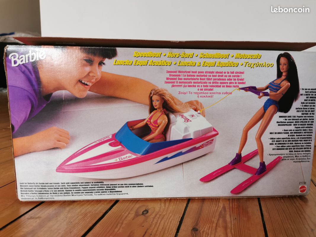 BARBIE ET SON BATEAU MATTEL GRG30