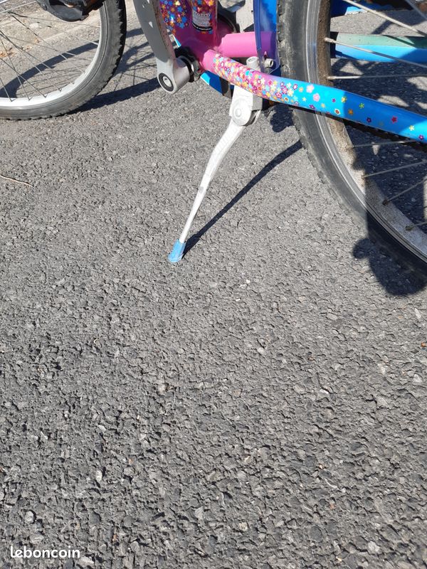 Vélo "fille " VTT DECATHLON *Bon état *24 pouces *5 vitesses (image 6)