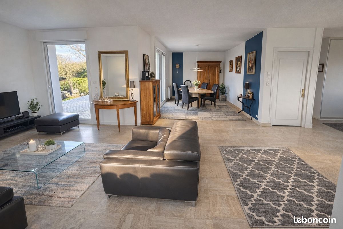Maison 8 pièces 166 m² · à Le Mesnil-Saint-Denis · 166 m² · 595 000 €