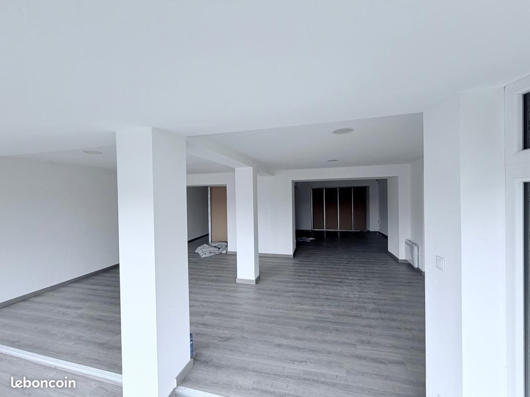 Immeuble 5 pièces 260 m² (image 9)