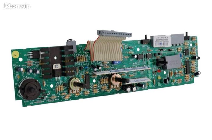 CIRCUIT IMPRIME DE REGULATION REFERENCE 61012951 POUR CHAUDIERE CHAFFOTEAUX