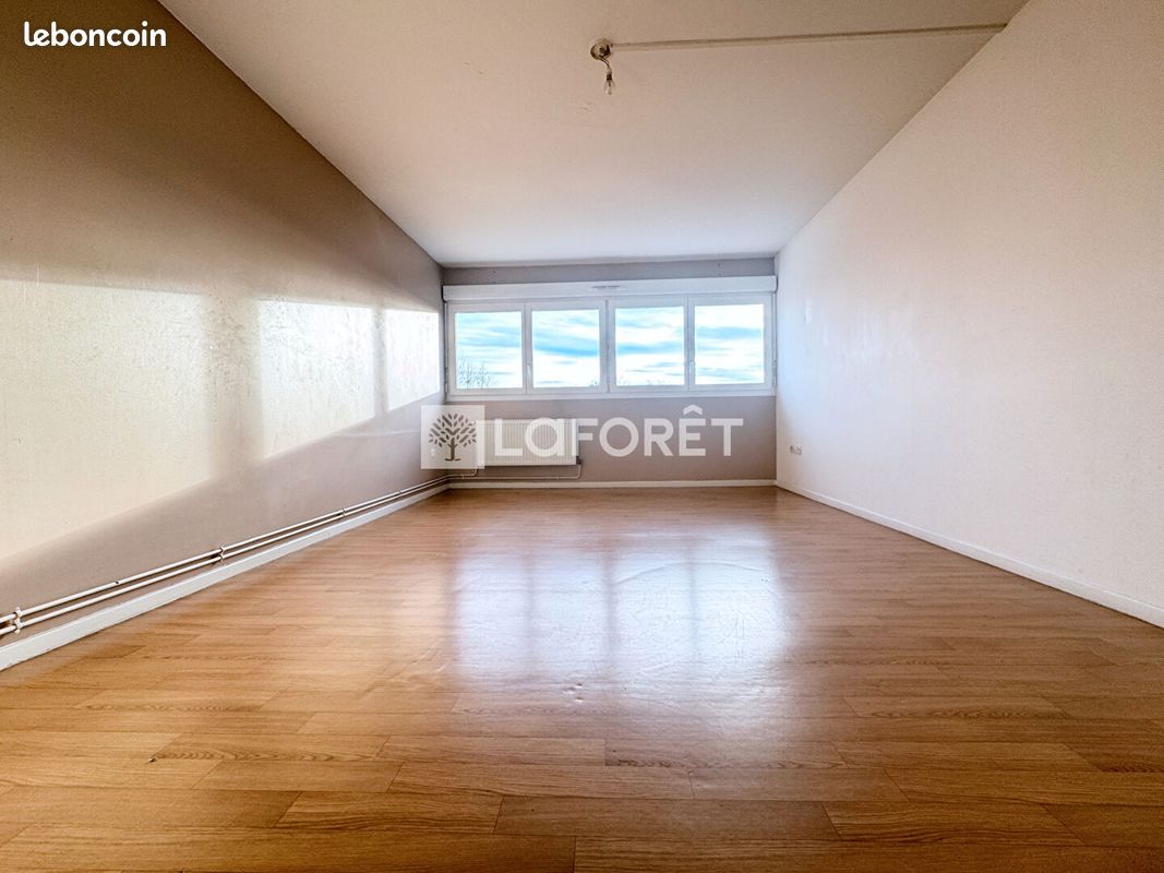 Appartement 3 pièces 60 m² · à Sin-le-Noble · 60 m² · 60 000 €