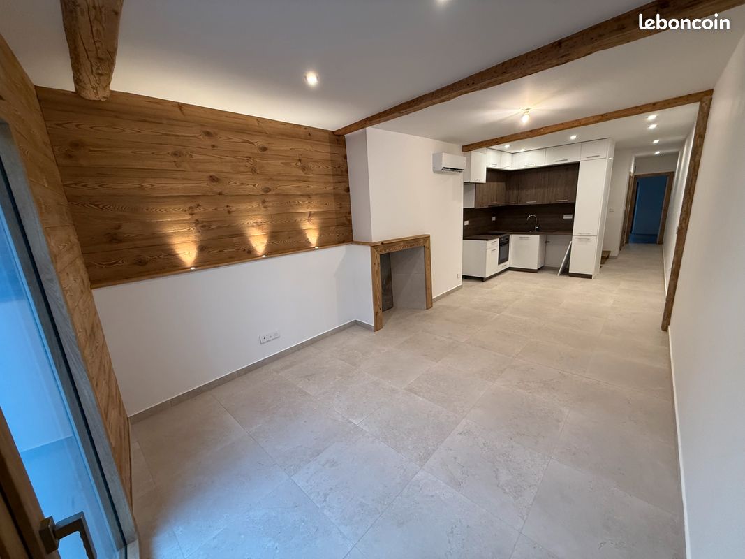 Appartement 4 pièces 73 m² · à Embrun · 73 m² · 317 000 €