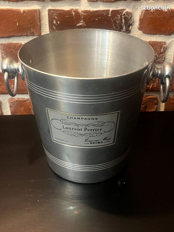 Seau A Champagne Laurent Perrier À VENDRE! - FR