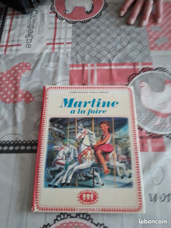 Livre ancien Martine a la foire - Collection Farandole - 1958 (image 1)