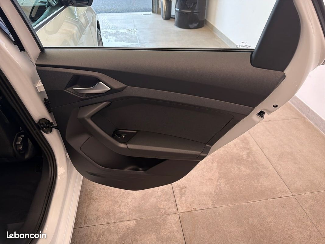 AUDI A1 Sportback 30 TFSI 116 ch S tronic 7 Design (image 20)