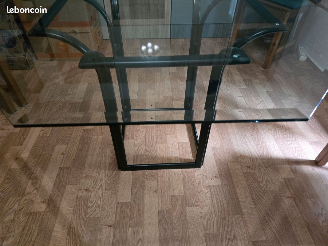 Table en verre (image 2)