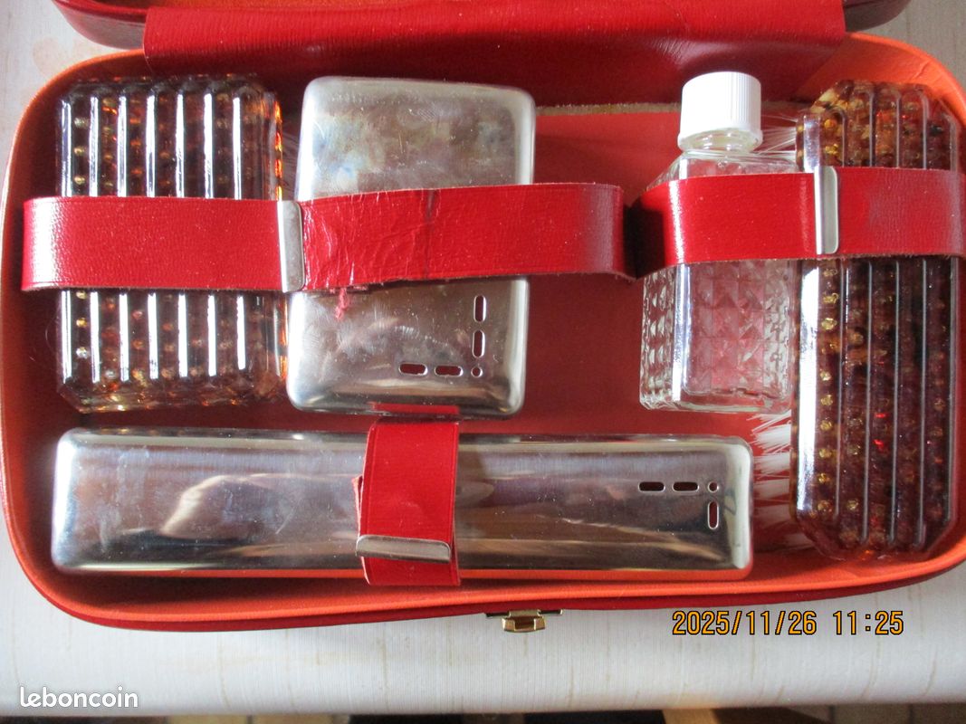 Trousse toilette vintage des années 1950 (image 3)