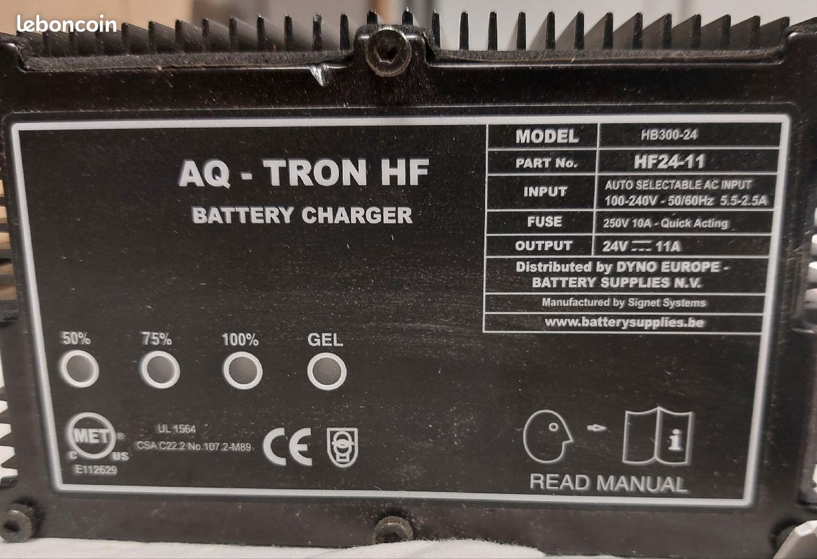 Chargeur de batterie tennant 1059522/1056035/1073177 signet-hb 300-24,24v 10a t (image 1)