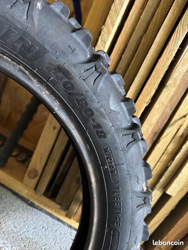 Pneu et chambre Michelin 14/80/18 (image 3)