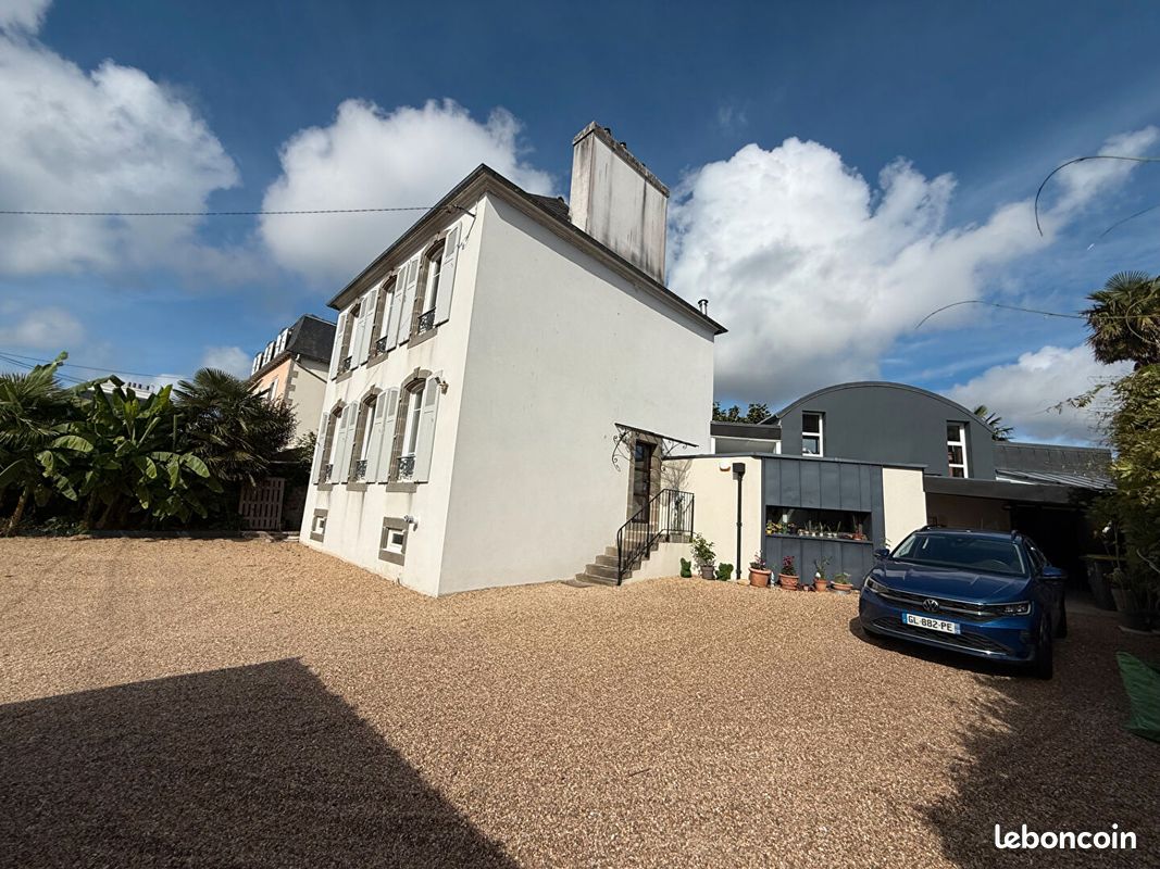 Maison 8 pièces 190 m² · à Le Relecq-Kerhuon · 190 m² · 895 000 €