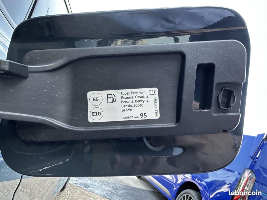 Cupra Terramar 1.5 eTSI Hybrid 150 ch DSG7 V (image 9)