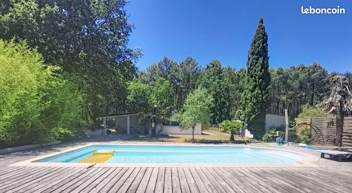 Maison 6 pièces 161 m² · à Brach · 161 m² · 369 000 €