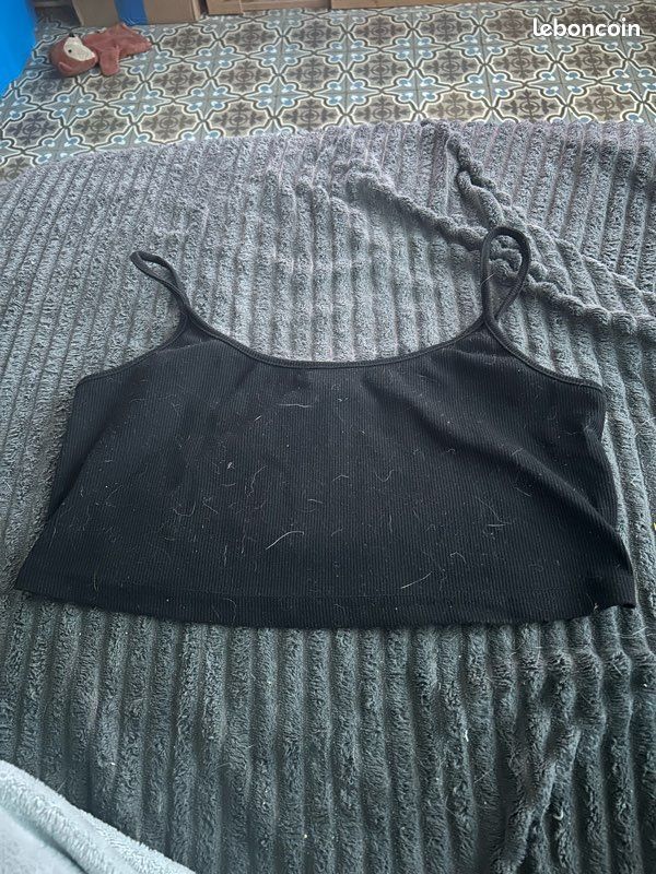 Vêtement taille L (image 1)