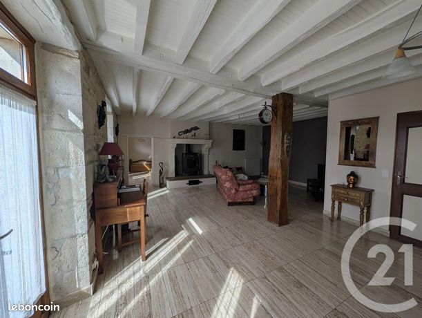 Maison 5 pièces 240 m²