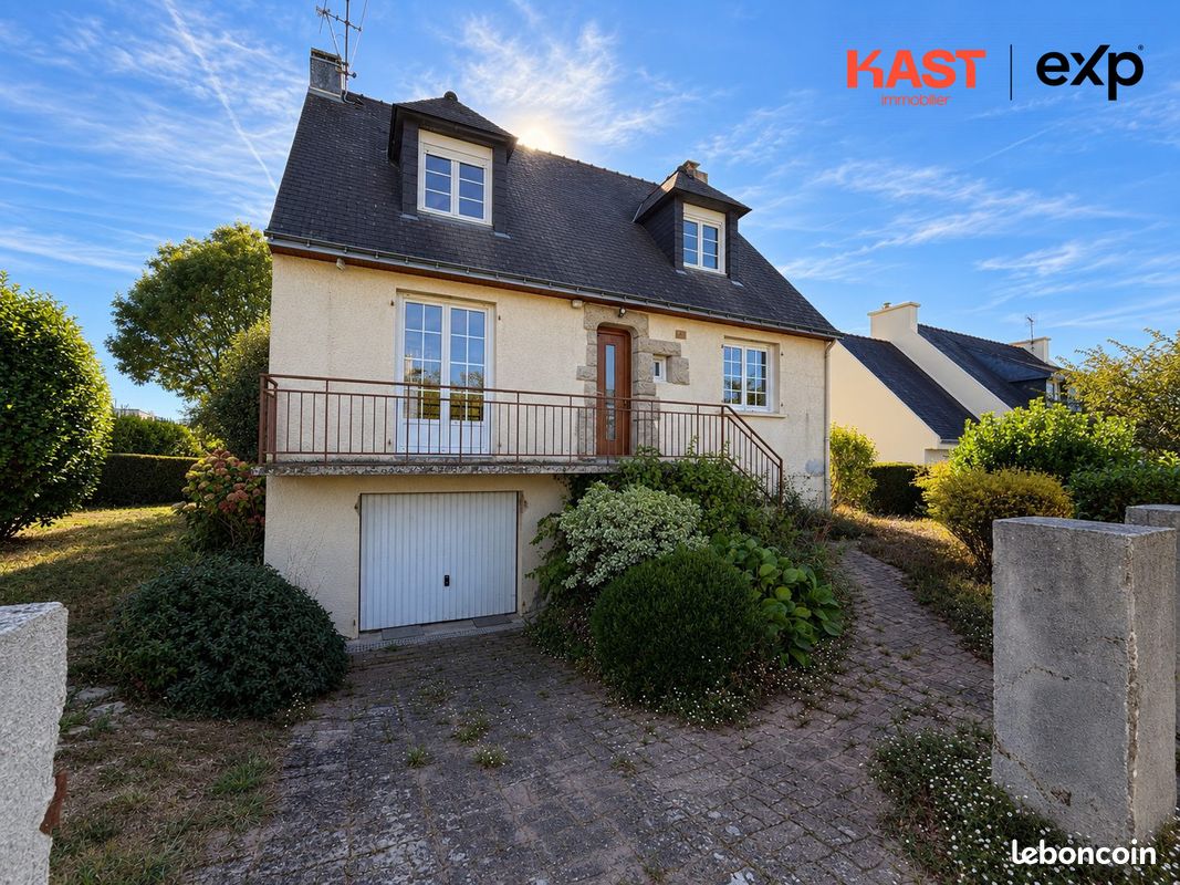 Maison 5 pièces 90 m² · à Plougoumelen · 90 m² · 294 000 €