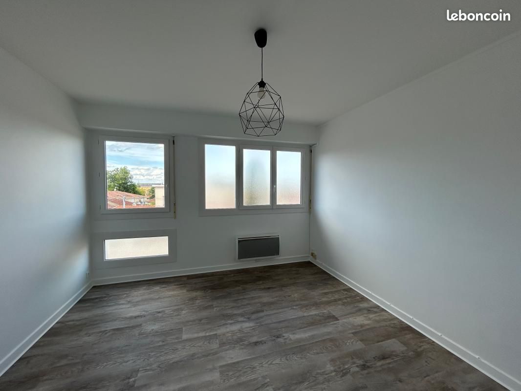 Appartement 1 pièce 35 m² · à Aire-sur-l'Adour · 35 m² · 340 €/mois