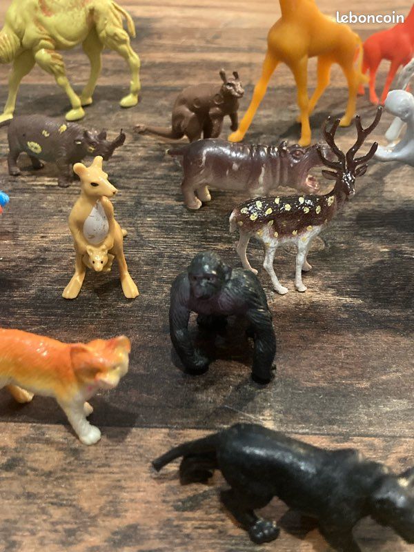 đ
Lot de plus dâune trentaine dâanimaux - Jouets et figurines đŠ (image 5)