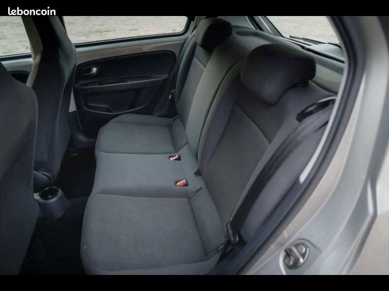 Volkswagen up 1.0 75ch High up 5p (image 20)