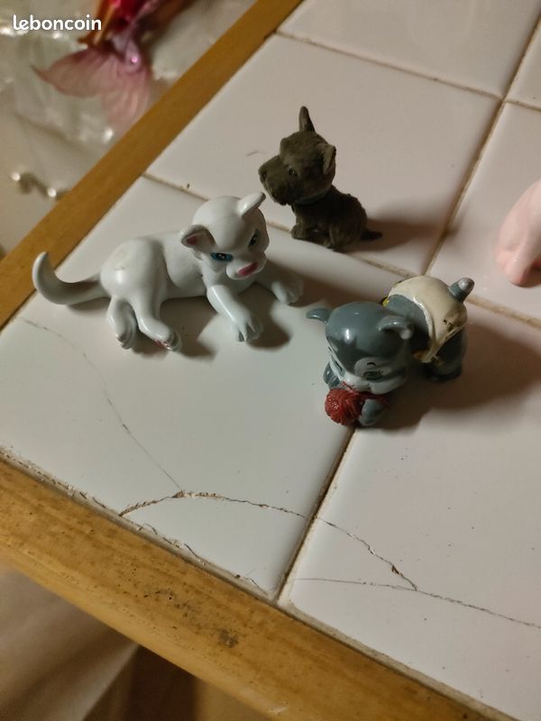 Lot de 3 figurines deux chats et un chien kat41 (image 2)