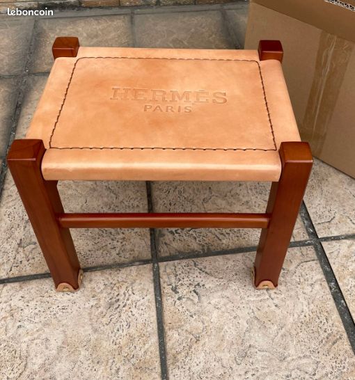 Tabouret en cuir Hermès (image 1)