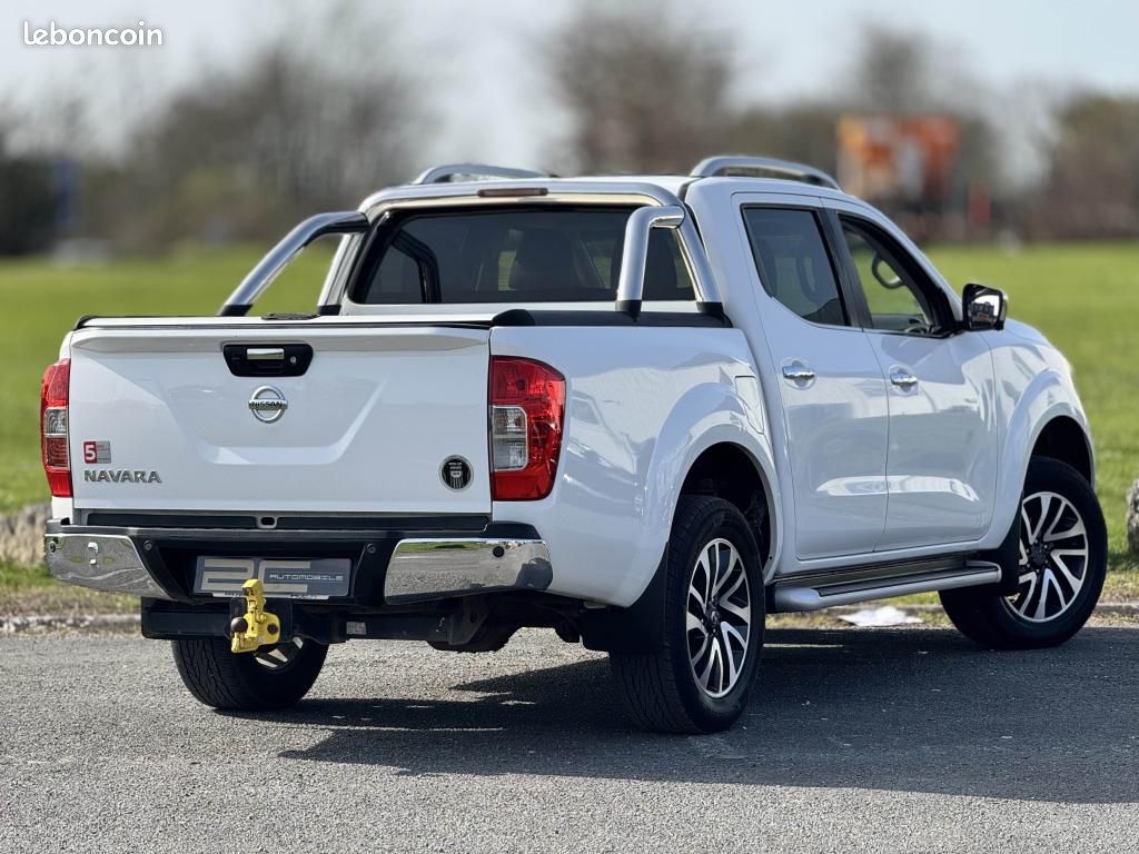 NISSAN NP300 NAVARA 2.3 dCi 190ch BVA DOUBLE CABINE Tekna (image 6)