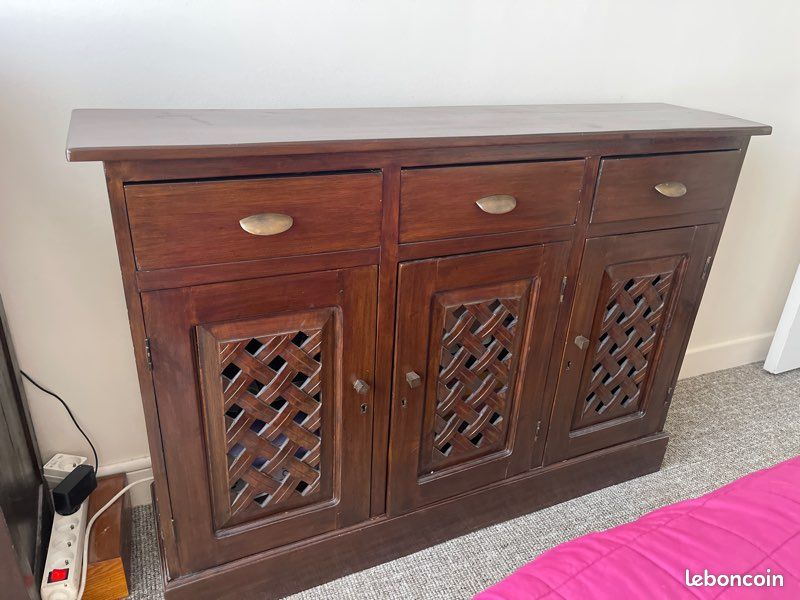 Petit buffet en bois exotique (image 5)