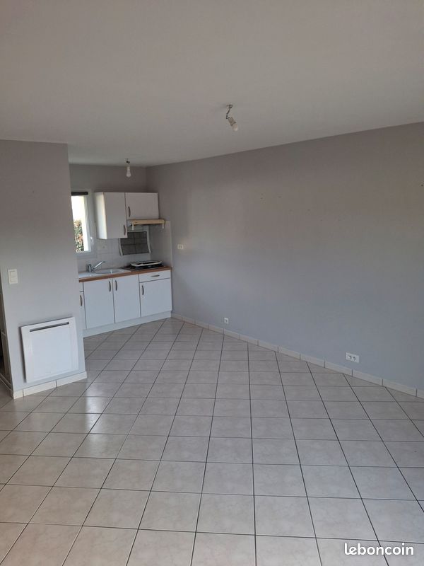 Maison 4 pièces 90 m² · à Férel · 90 m² · 810 €/mois