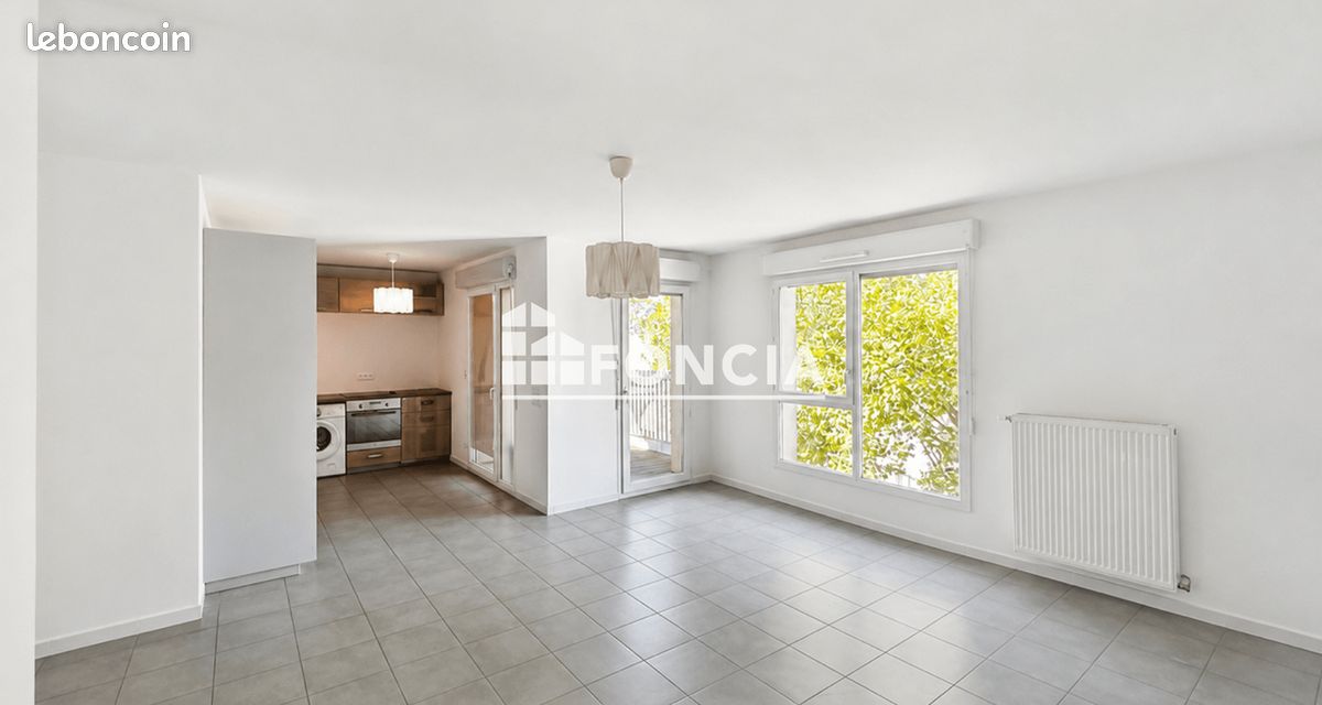 Appartement 4 pièces 80 m² · à Vénissieux · 80 m² · 1 000 €/mois