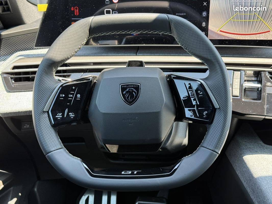 Peugeot 3008 GT EXLUSIVE HYBRID 145 CH (image 9)