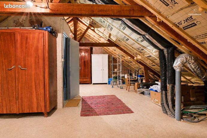 Propriété 7 pièces 143 m² — 13