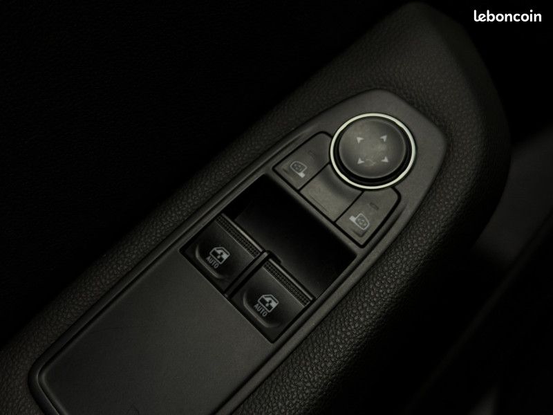 Renault CLIO V Business 1.0L TCE 90CV Essence-Radars ARR/Jantes 16"/CarPlay-Suivi Renault-GAR 1 (image 18)