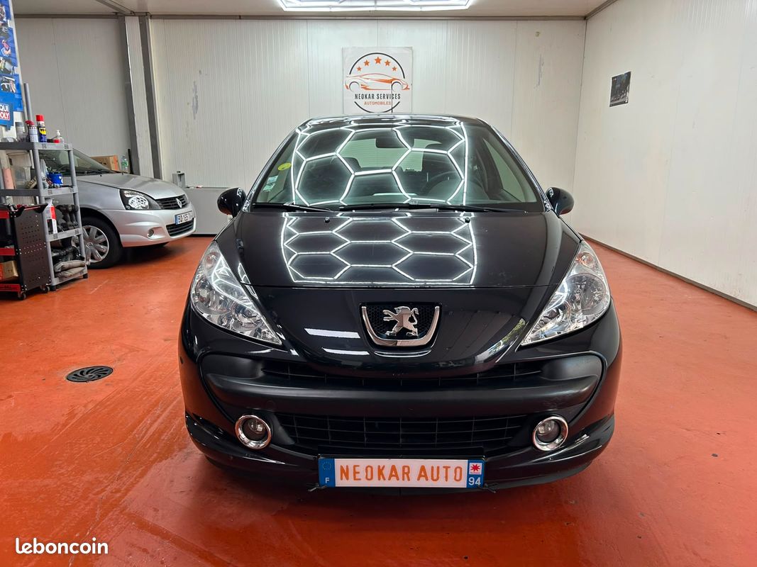 Peugeot 207 1.4, 16V, 90CH, PANORAMIQUE (image 2)