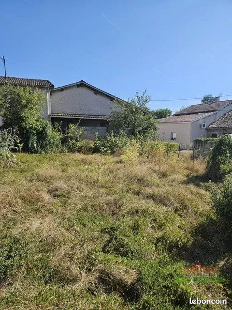 Maison 3 pièces 100 m² · à Eyzin-Pinet · 100 m² · 89 500 €
